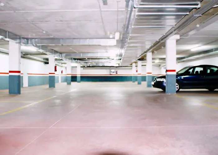 아파트호텔 Ribera 아로요데라엔코미엔다