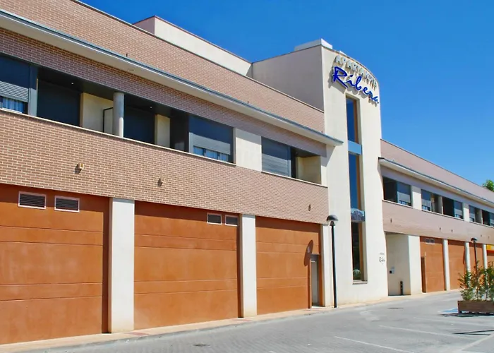 아파트호텔 Ribera 아로요데라엔코미엔다